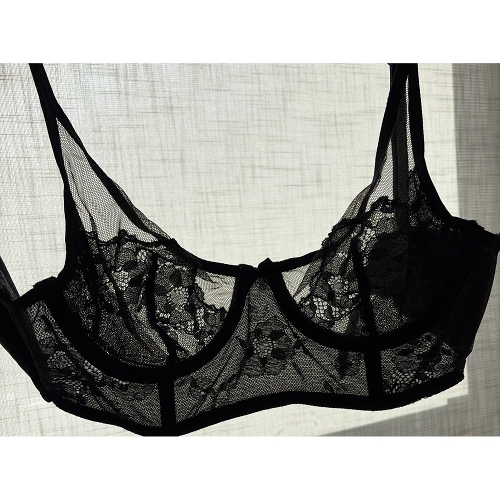 Victoria's‎ Secret Body by Victoria Demi Buste Bra 34B Black Lace Underwire
